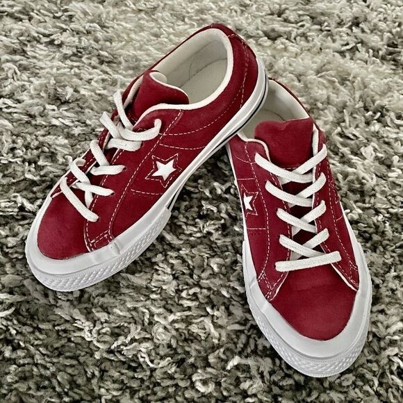 NWT Converse Kids One Star Shoes - Picture 1 of 7